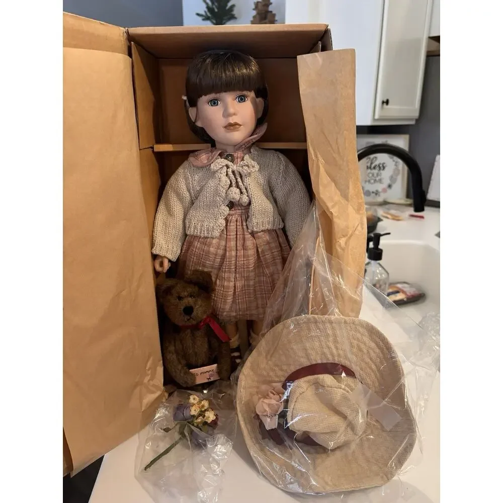 VTG 2000 BOYDS COLLECTION YESTERDAY’S CHILD PORCELAIN DOLL MADISON #4935 NIB